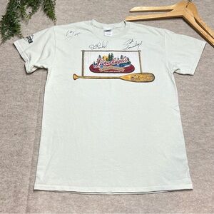 Signed Leinenkugels Canoes for A Cause Tshirt EUC Size M Brewery Lager Cotton